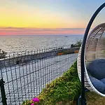 Denize Sifir Benzersiz Villa